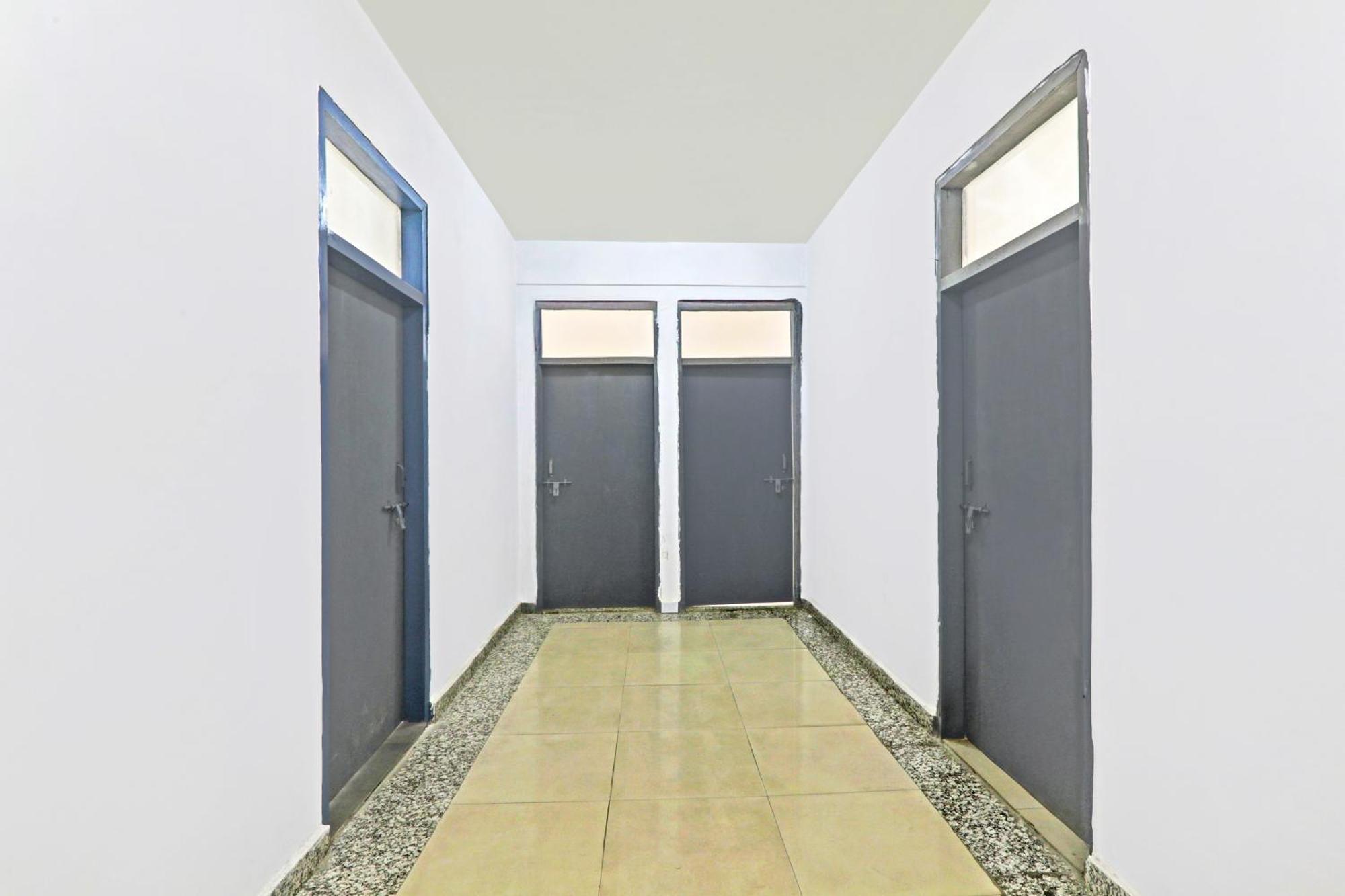 Super Hotel O Jankipuram Near Sahara State Formerly Basera Homes Hasanganj エクステリア 写真