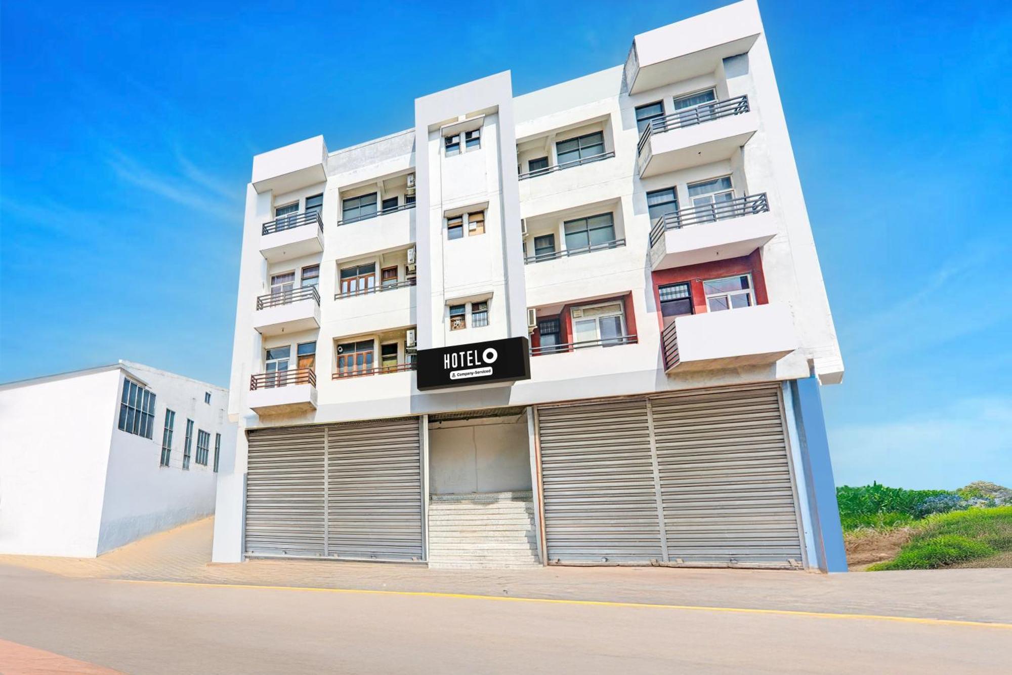 Super Hotel O Jankipuram Near Sahara State Formerly Basera Homes Hasanganj エクステリア 写真