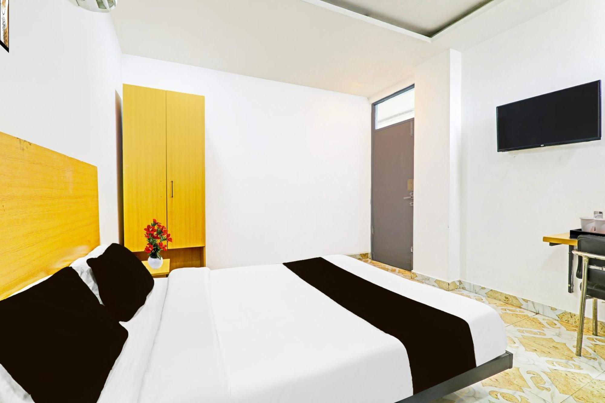 Super Hotel O Jankipuram Near Sahara State Formerly Basera Homes Hasanganj エクステリア 写真